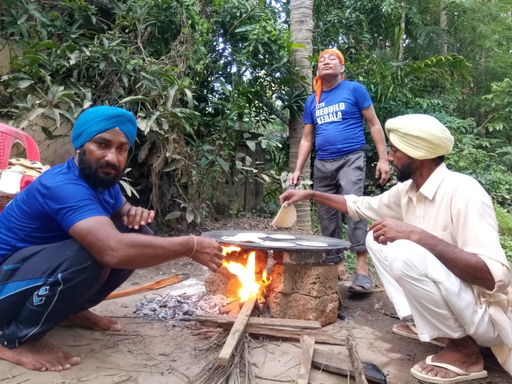 kerala-relief-4